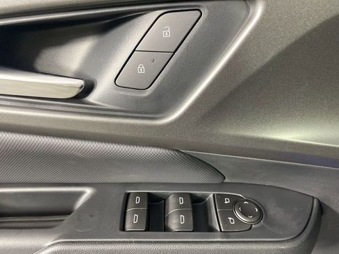 New 2026 Chevrolet Equinox EV LT image 21