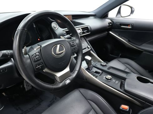 Used 2020 Lexus IS 300 F Sport image 2