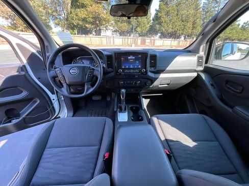 Used 2023 Nissan Frontier S w/ Technology Package RWD image 3