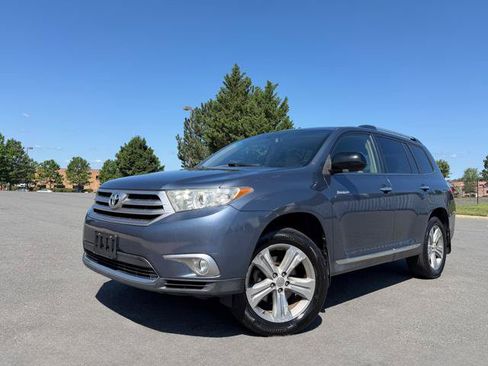 Used 2012 Toyota Highlander Limited w/ Tow Pkg AWD/4WD image 1