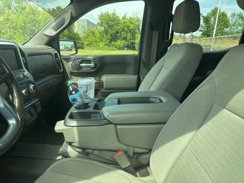 Used 2019 GMC Sierra 1500 SLE w/ SLE Value Package AWD/4WD image 30