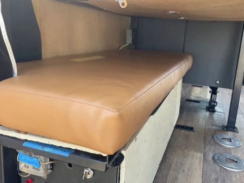 Used 2017 Ford Transit 350 XLT RWD image 43