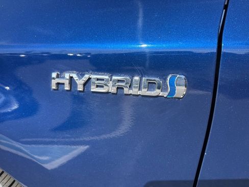 Used 2011 Toyota Prius Three image 13