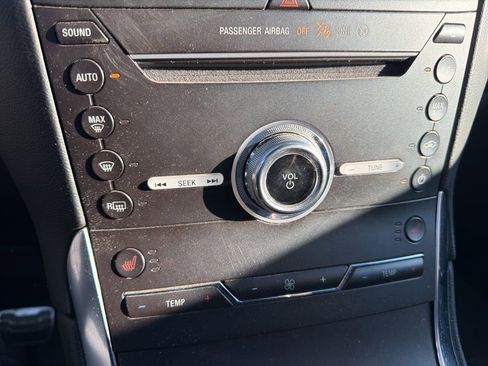 Used 2019 Ford Edge ST w/ Convenience Package image 7