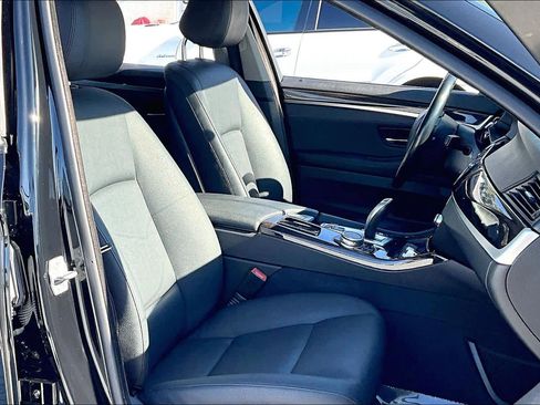 Used 2015 BMW 528i Sedan image 9