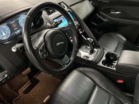 Used 2020 Jaguar E-PACE SE image 5
