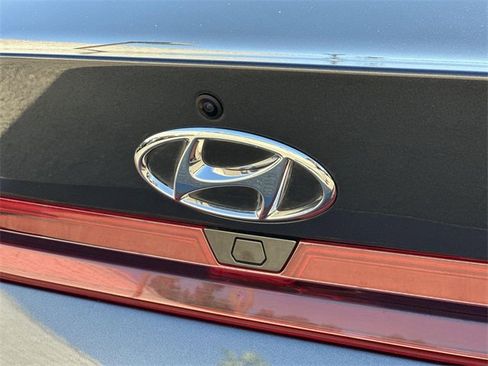 Used 2022 Hyundai Elantra SEL w/ Cargo Package image 29