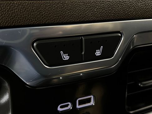 Used 2022 GMC Sierra 1500 SLT w/ SLT Premium Plus Package image 30