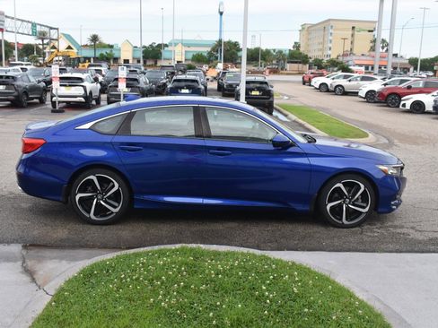 Used 2019 Honda Accord Sport image 13