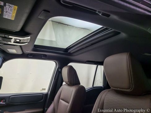 Used 2025 Toyota Land Cruiser w/ Premium Package image 10