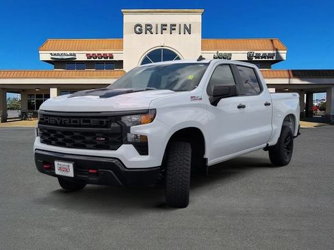 Used 2022 Chevrolet Silverado 1500 Custom Trail Boss AWD/4WD image 11