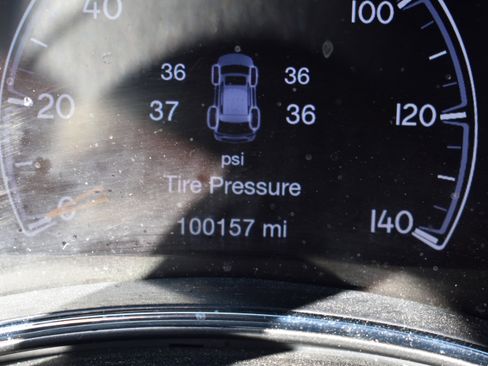 Used 2019 Jeep Grand Cherokee Limited image 34