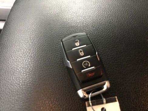 Used 2020 RAM 1500 Big Horn image 11