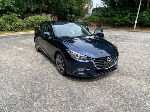 Used 2018 MAZDA MAZDA3 Touring FWD image 50
