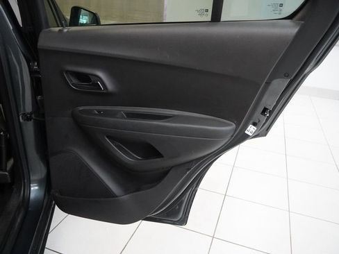 Used 2019 Chevrolet Trax LS w/ Tint and Cruise Package image 25