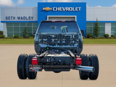 New 2026 Chevrolet Silverado 3500 LT w/ Convenience Package AWD/4WD image 6