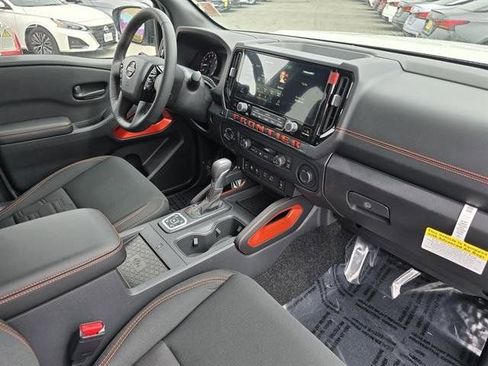 New 2026 Nissan Frontier PRO-4X w/ Pro-4x Convenience Package AWD/4WD image 15