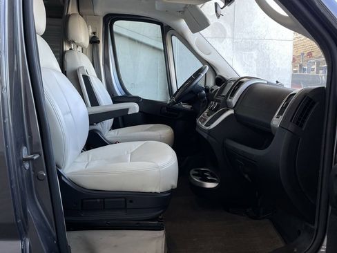 Used 2021 RAM ProMaster 3500 w/ Convenience Group image 12