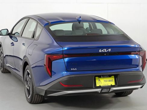 Used 2025 Kia K4 EX image 50