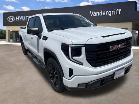 Used 2023 GMC Sierra 1500 Elevation w/ X31 Off-Road Package AWD/4WD image 37