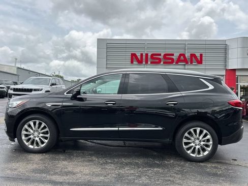 Used 2018 Buick Enclave Premium w/ Experience Buick Package AWD/4WD image 2