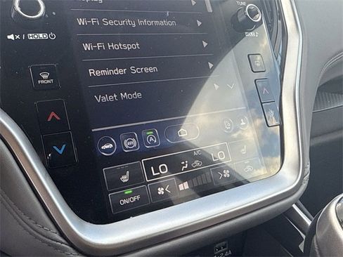 Used 2025 Subaru Outback Premium w/ Popular Package #1 image 18