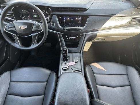 Used 2025 Cadillac XT5 Premium Luxury image 22