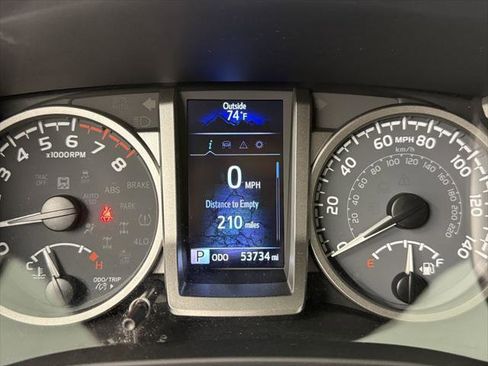 Certified 2022 Toyota Tacoma SR5 image 22