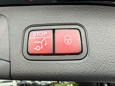 Certified 2026 Mercedes-Benz GLA 250 4MATIC image 34