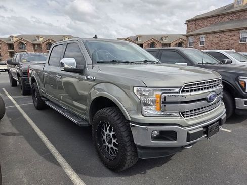 Used 2019 Ford F150 Lariat image 3