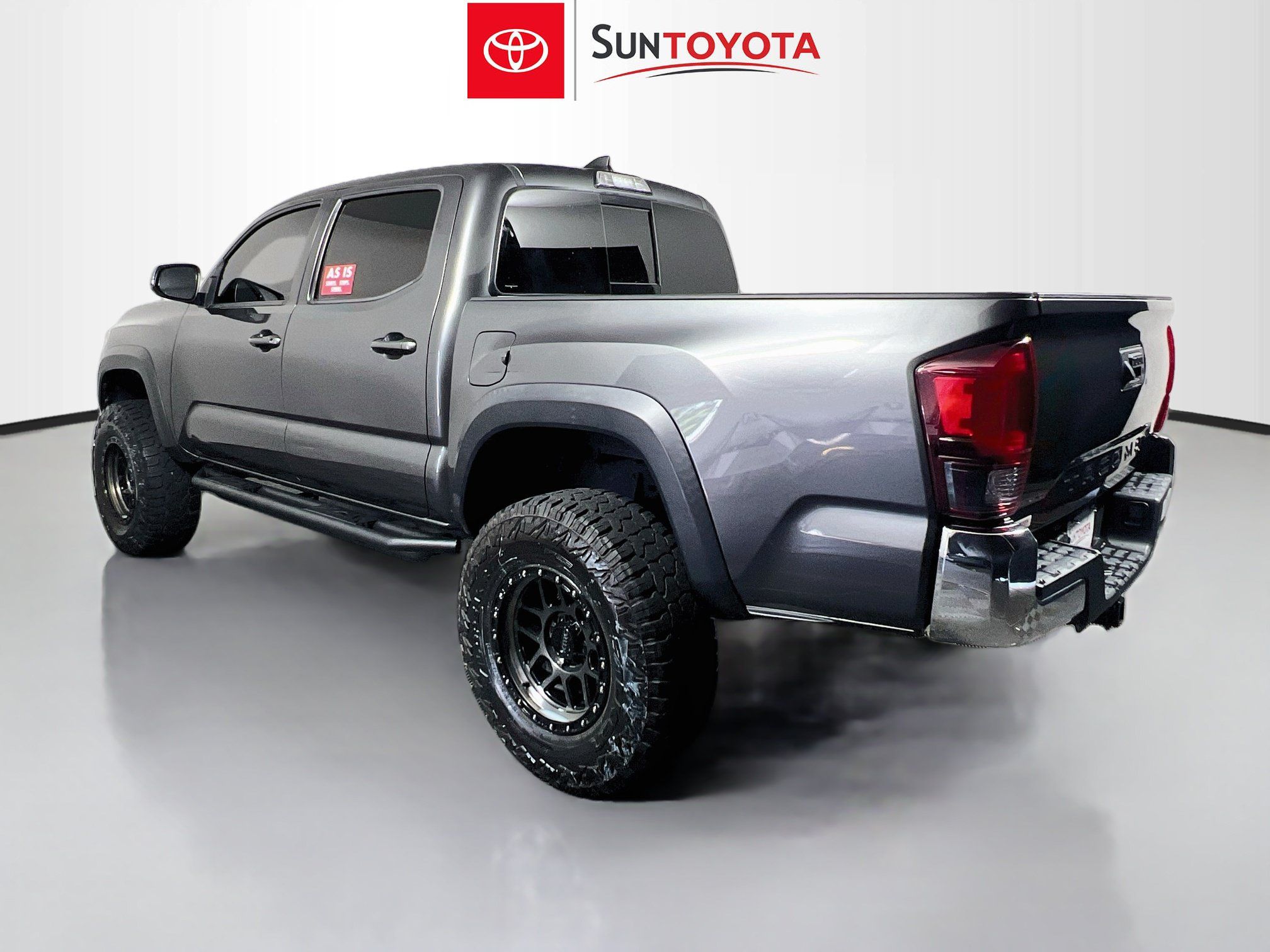 Used 2019 Toyota Tacoma TRD Off-Road AWD/4WD image 6
