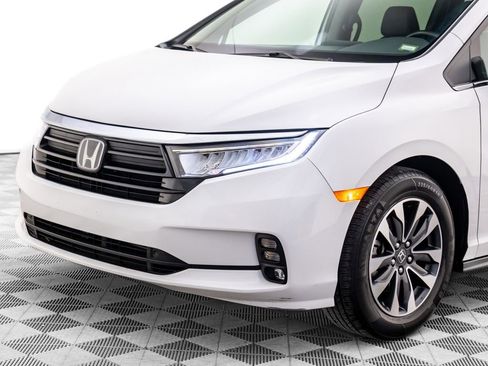 Certified 2024 Honda Odyssey EX-L image 37