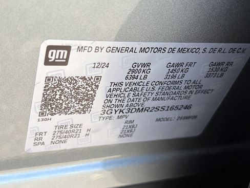 Used 2025 Cadillac Optiq Luxury 2 AWD/4WD image 31