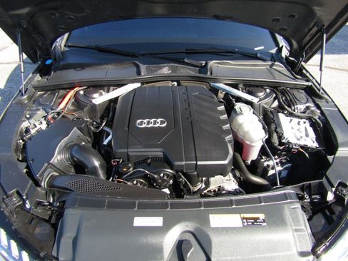 Used 2022 Audi A4 2.0T Premium Plus image 31