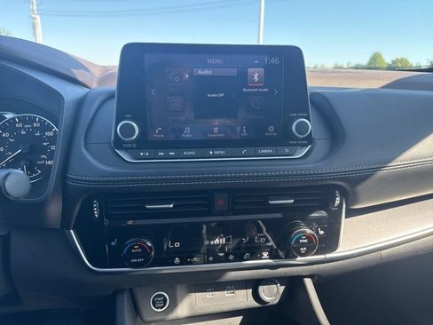 Certified 2023 Nissan Rogue SV w/ SV Premium Package AWD/4WD image 10