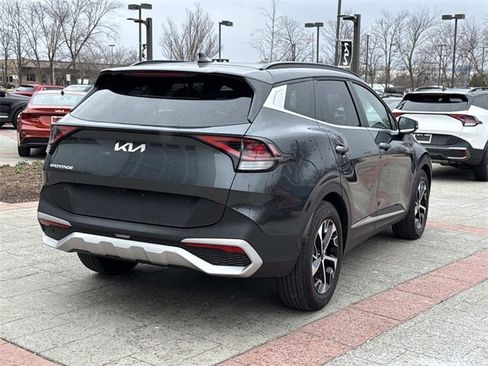 Used 2025 Kia Sportage EX w/ Premium Package image 2
