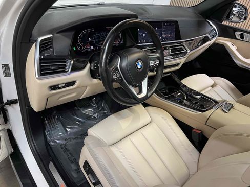 Used 2019 BMW X5 xDrive40i w/ Convenience Package AWD/4WD image 3