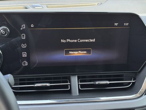 New 2026 Chevrolet Trax LT w/ Sunroof Package FWD image 11