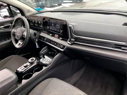 Certified 2023 Kia Sportage LX image 13