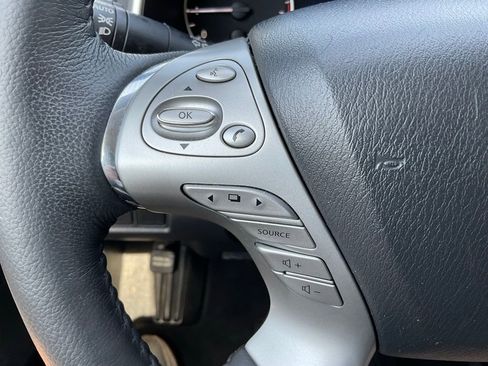 Used 2018 Nissan Murano SL w/ Cargo Package image 13