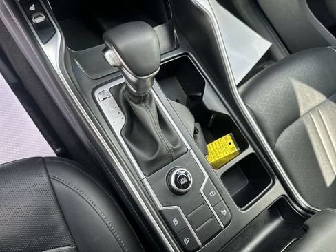 Used 2023 Kia Sorento S FWD image 23