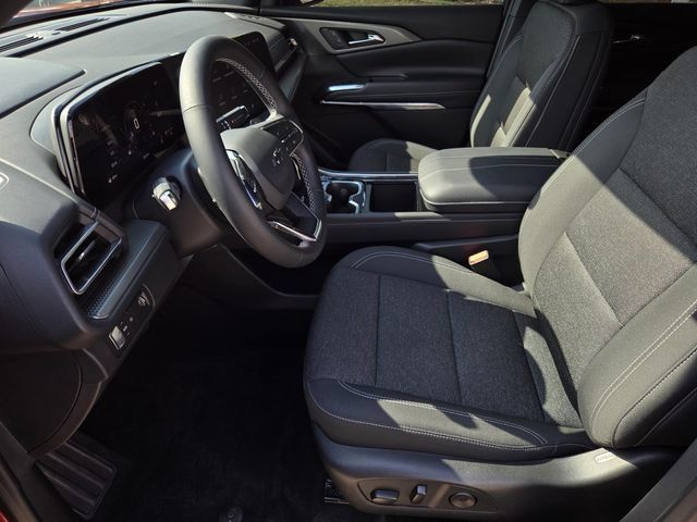 Used 2026 Chevrolet Traverse LT FWD image 21