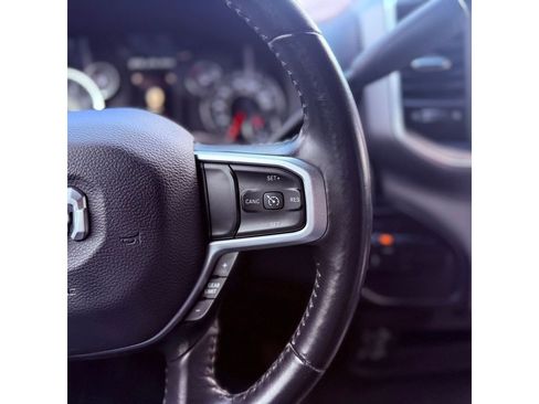 Used 2024 RAM 2500 Big Horn AWD/4WD image 16