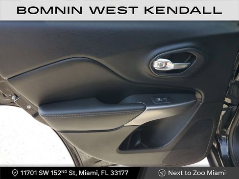 Used 2019 Jeep Cherokee Limited w/ Luxury Group image 20