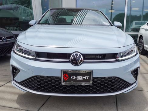 New 2025 Volkswagen Jetta SEL image 4