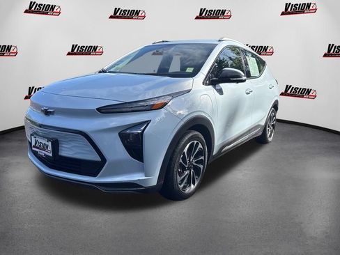 Used 2023 Chevrolet Bolt EUV Premier FWD image 1