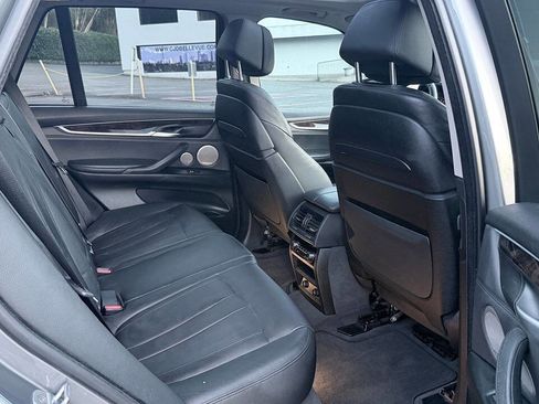 Used 2016 BMW X5 xDrive50i AWD/4WD image 32