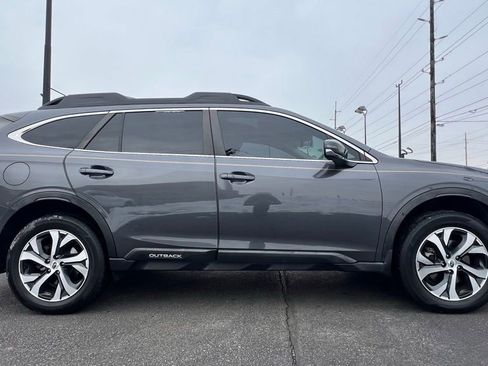 Used 2020 Subaru Outback Limited image 9