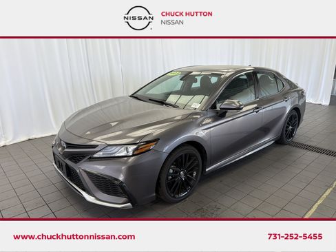 Used 2023 Toyota Camry XSE FWD image 1