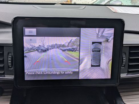 Used 2021 Ford Explorer Limited w/ Equipment Group 301A image 14